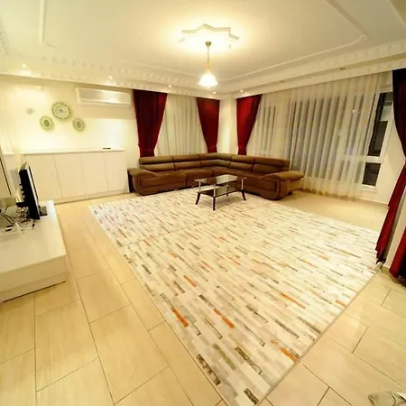 Mustakil Tepe 2 Villa Alanya
